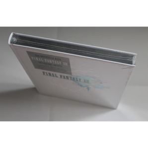 Final Fantasy 13 XIII offiz Dt. Lösungsbuch Limited Collectors Edition mit Silberkanten/Silberschnitt